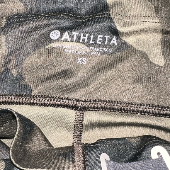 Athleta Camo Leggings – Size XS – Gently Used - Picture 5 of 7